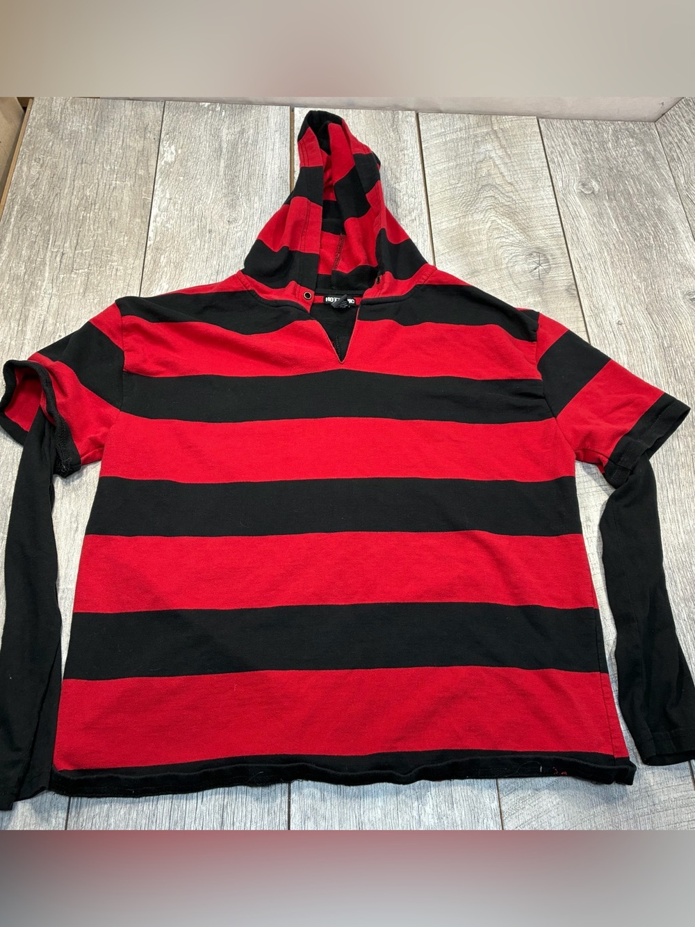 Hot topic unisex hooded striped tshirt with long sleeves attacked large